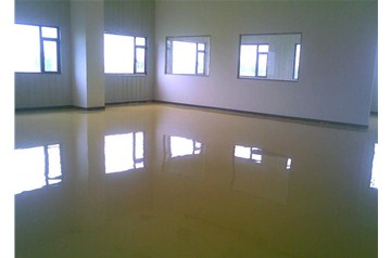 水泥地面環(huán)氧地坪施工后出了問(wèn)題，究竟是誰(shuí)的責(zé)任！